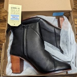 Toms Lunata black bootie (NWT/NIB)
